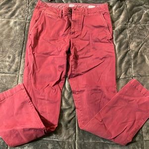 Gap Khaki 31x32 Scarlet